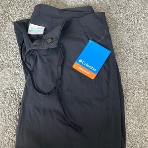 Size 6 black Colombia golf pants